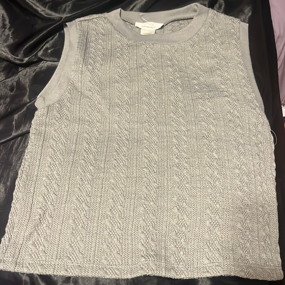 Sweater vest